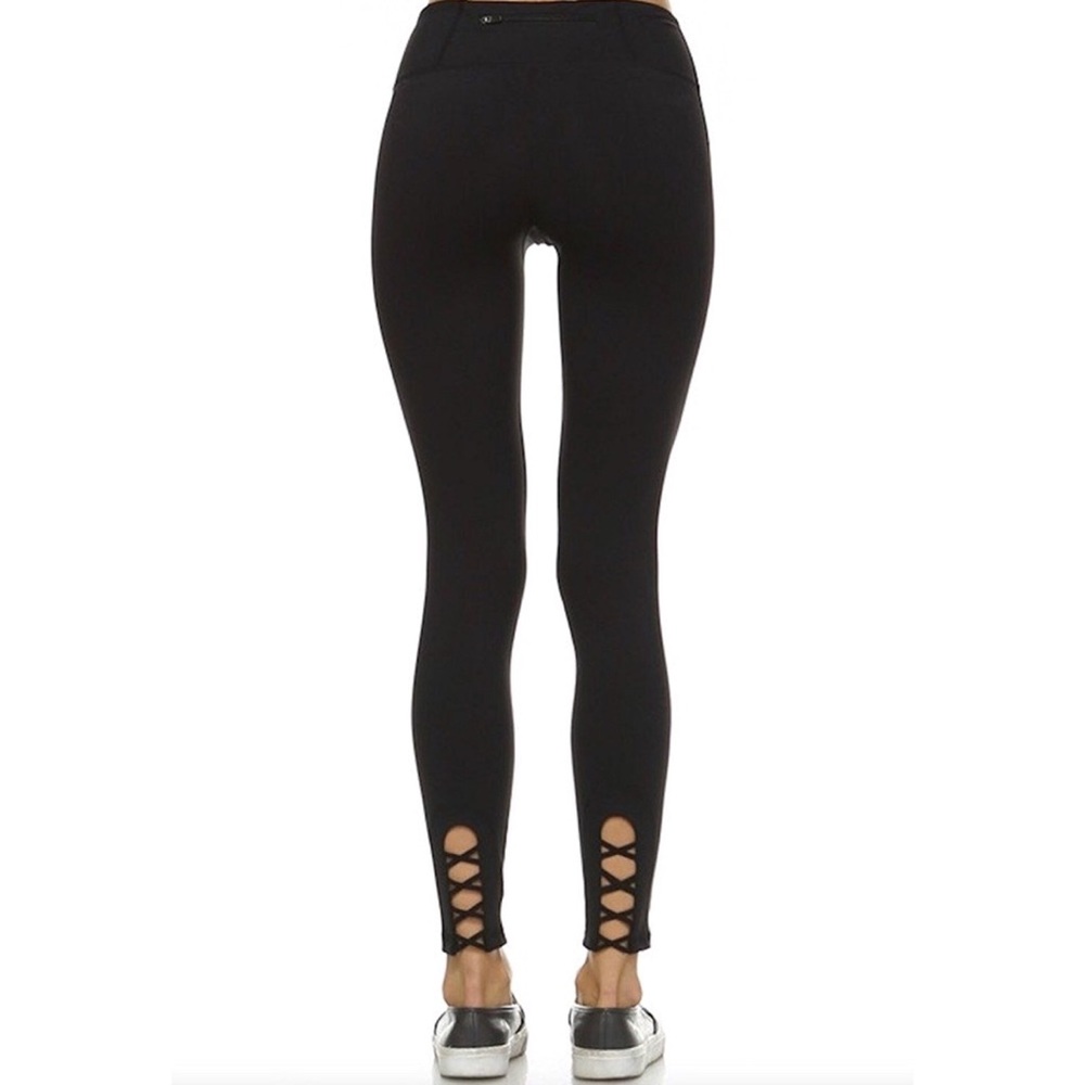Mono B cross cross leggings